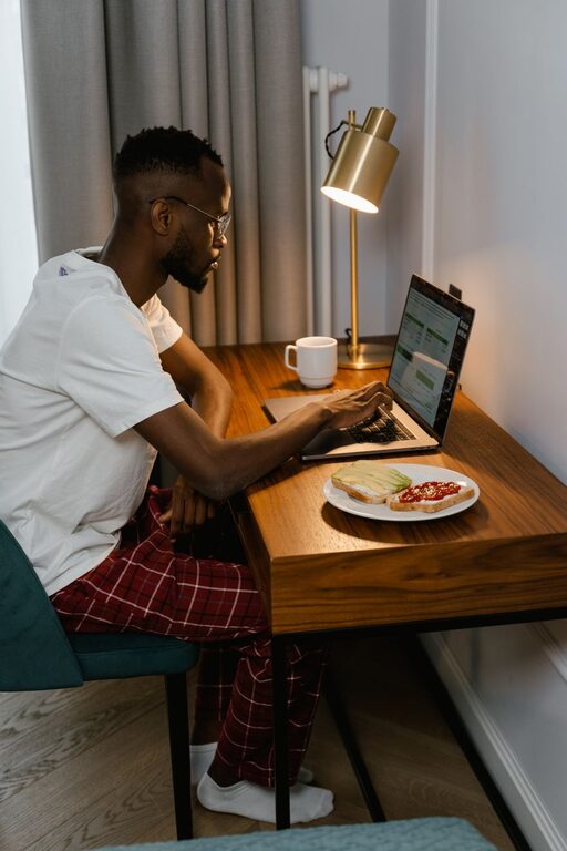 Simple Routines to Start and End Your Workday Right